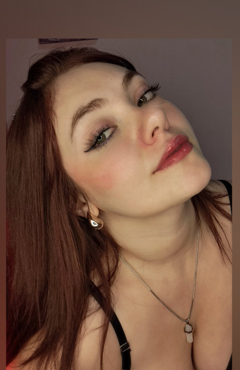 Daisy Divine ๐ฆข profile picture