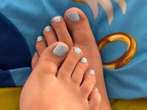 Dreamy feet profile picture
