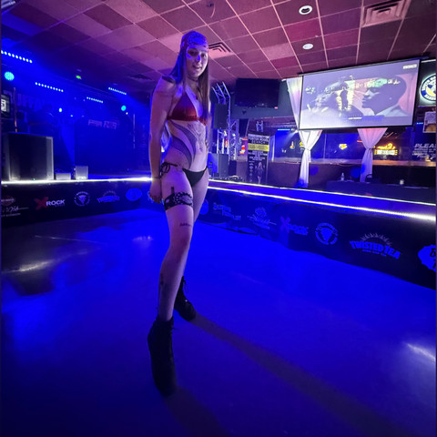 lucy profile picture