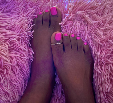Sweet Feet Tee profile picture