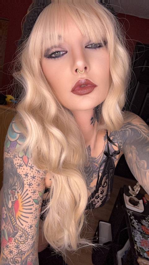 @charleenixxi @charleenixxi