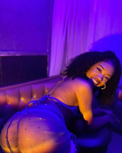 𝙋𝙧𝙞𝙣𝙘𝙚𝙨𝙖 𝙔𝙪𝙢𝙔𝙪𝙢💋✨ profile picture