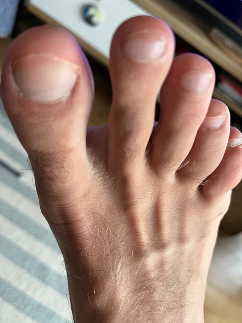 Male Feet Lover profile picture