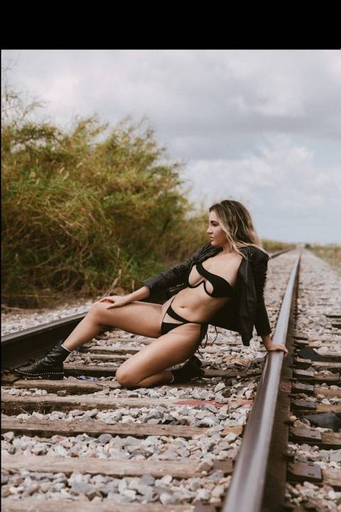 @adrianamaria305 nude adrianamaria305 nude