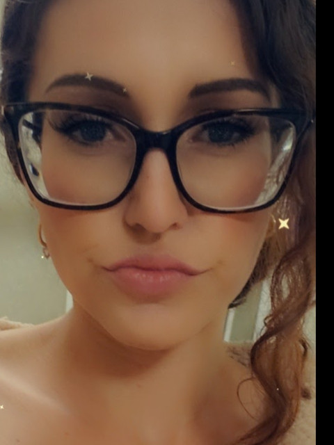 The Real House Wife profile picture