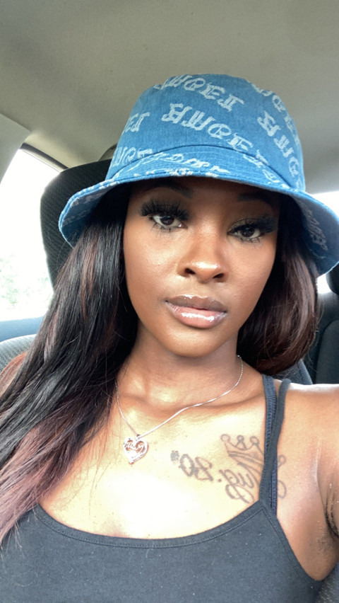 aph·ro·dis·i·ac profile picture