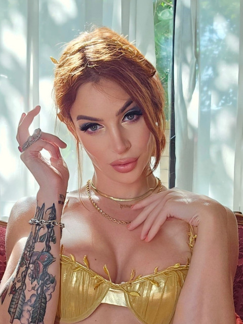 Janie Blade profile picture