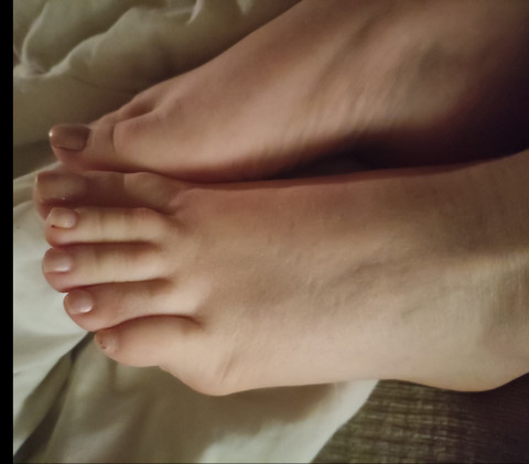 Feetlovepicsforyou profile picture