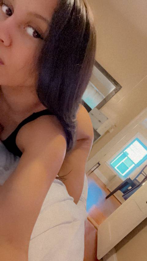 @scream4you nude scream4you nude