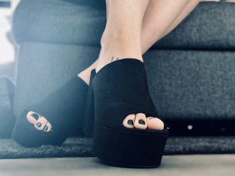 Rhea Deville profile picture