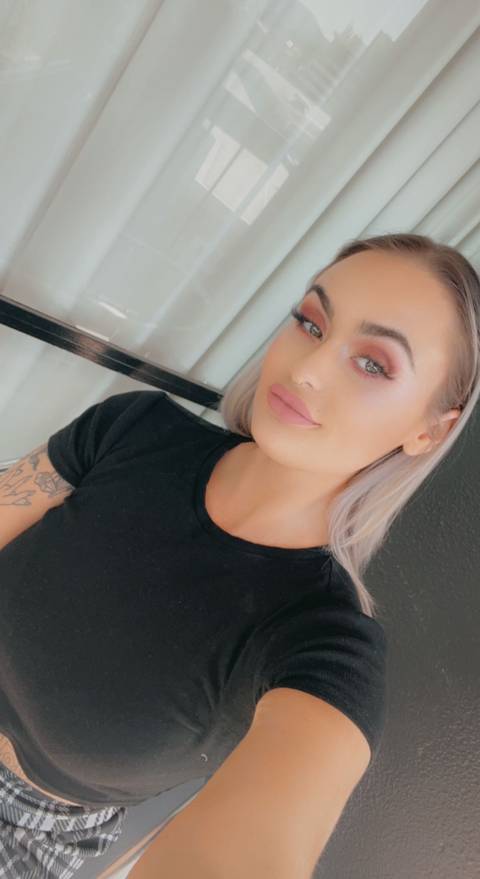 @smelltheroseswithme @smelltheroseswithme