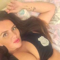 @hollie_blueeyes @hollie_blueeyes