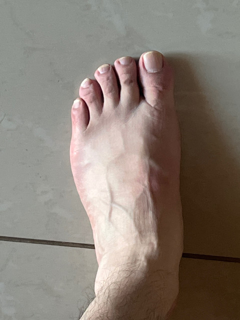 Feet and fantasies profile picture
