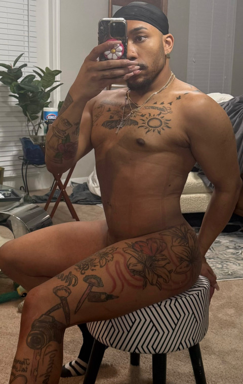 The pretty worshiper profile picture