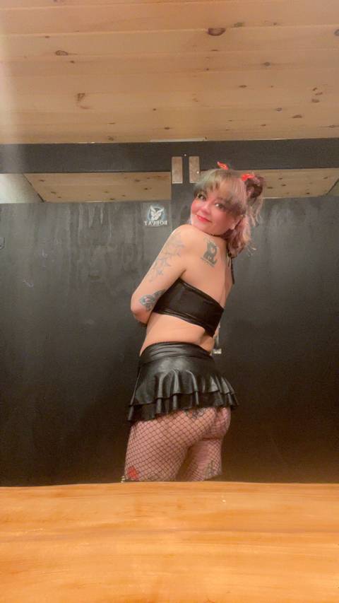 @xxxpeaches1 @xxxpeaches1
