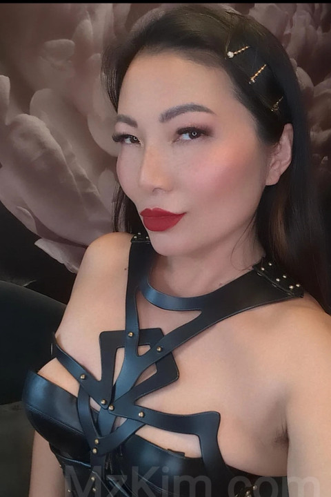 MzKim profile picture