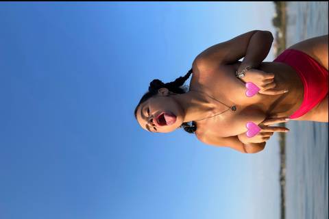 @mhpeach nude mhpeach nude