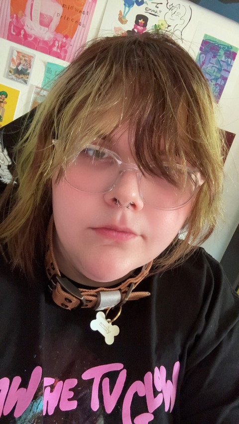 emily >w< profile picture