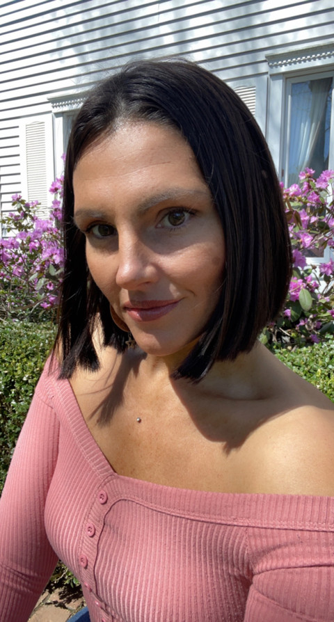 salacious maid profile picture