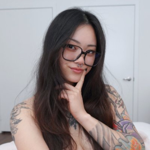 ur2dwaifu profile picture