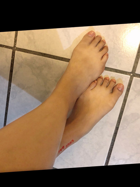 Annie's feet. Bunny profile picture