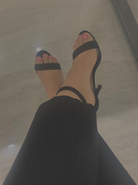 Ainoha feet profile picture