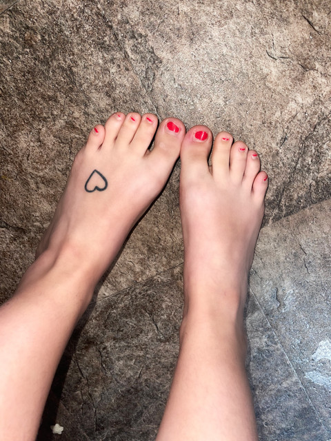Sweet Feet & More👣🫶🏻 profile picture