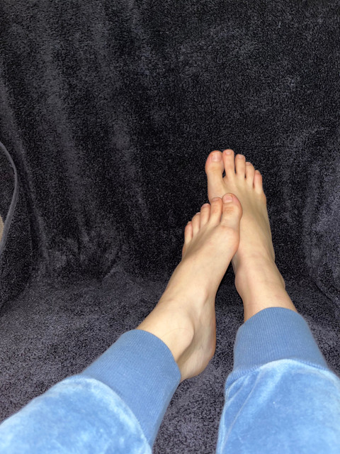 Chamis feet profile picture