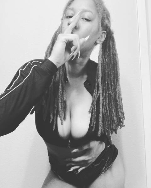@karmelreign nude karmelreign nude