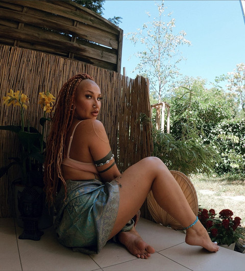 Call me Pocahontas π profile picture