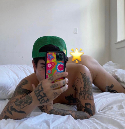 LATIN TWINK ✨ profile picture