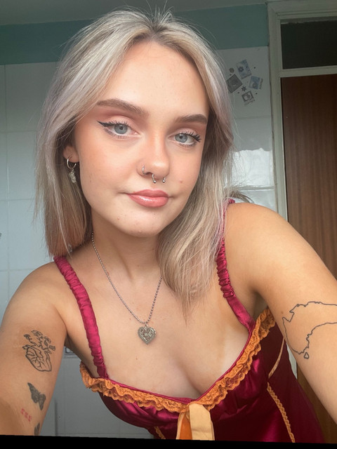 kaz 🍭 profile picture