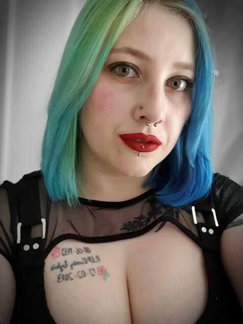 TiffanyBlueFree profile picture