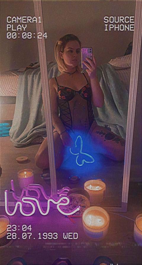 @heyitsnickiii nude heyitsnickiii nude