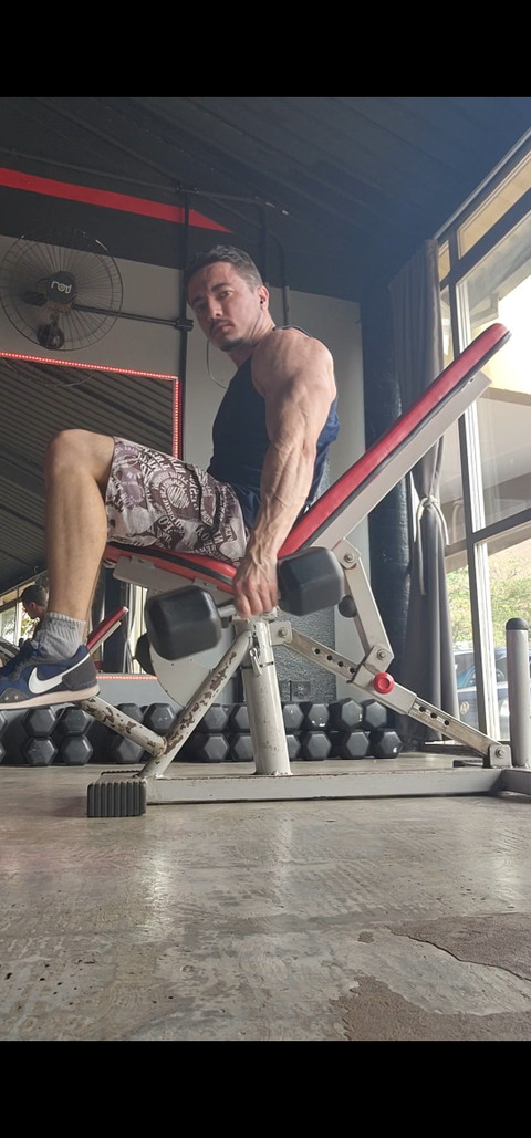 Adrian The Ripped Straight Bull profile picture