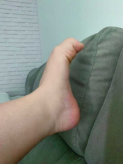 Small Feet profile picture