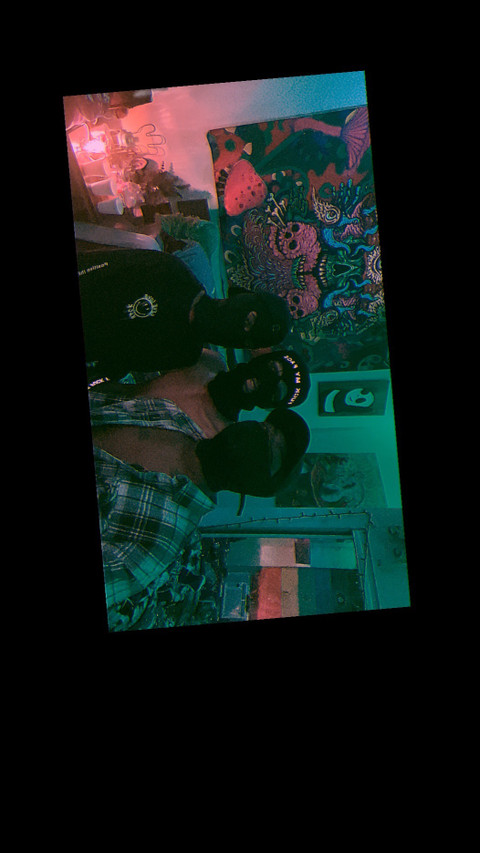 Ixvii_i profile picture