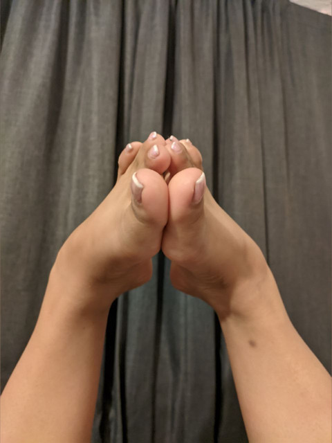 🐱 Leoncita Hotwife 👣 🍆🍑🔥 profile picture