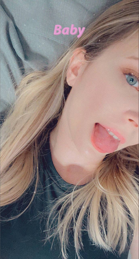 Cutie 🥰👅 profile picture