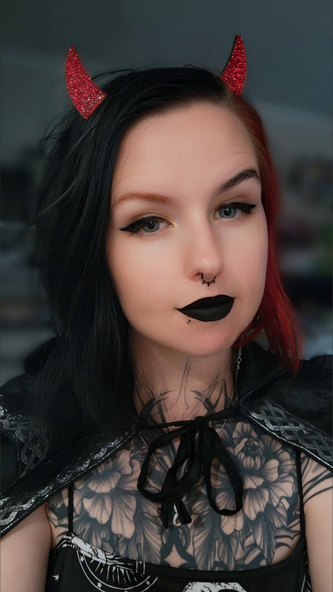 Qu33n B33p Fr33 profile picture