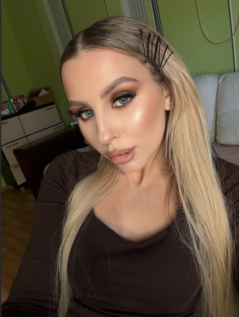 π₯ LIVE now: Miss Polina Live ππ profile picture
