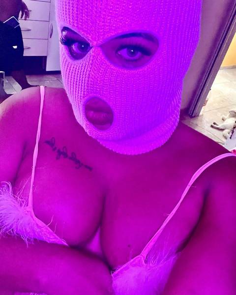 @pamzinhaxxx @pamzinhaxxx