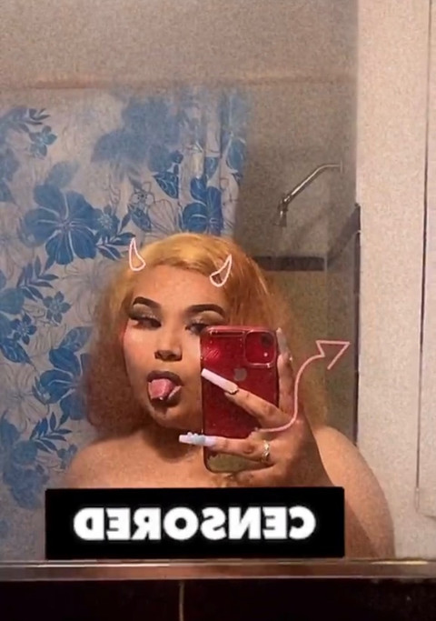 Monique profile picture