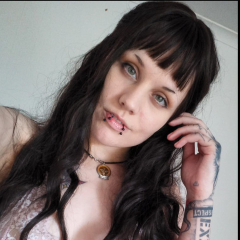 Faye Raido profile picture