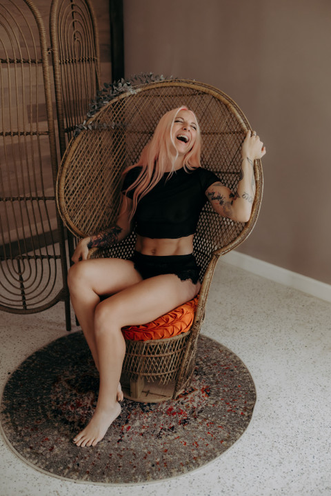 MistressVia54 profile picture