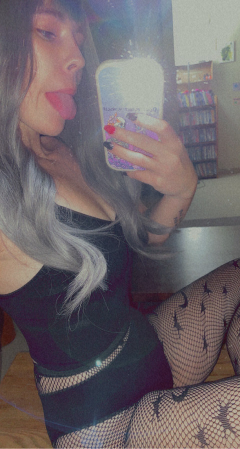Ophila profile picture