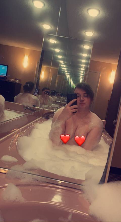 @queenlea96 nude queenlea96 nude