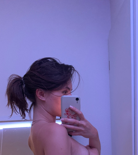 Nina Lubov profile picture