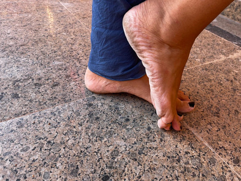 Tefania feet profile picture