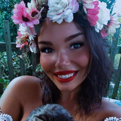 @sofialee_xxx @sofialee_xxx